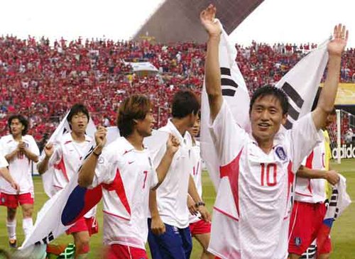 第十二届世界冬季特奥会开幕 中国健儿展风采2025-03-12.