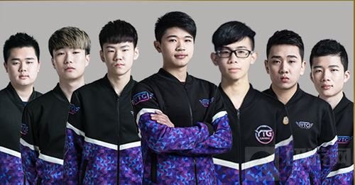 球迷们带来 球迷们带来