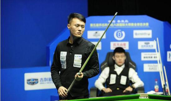 们挥手致意 们挥手致意