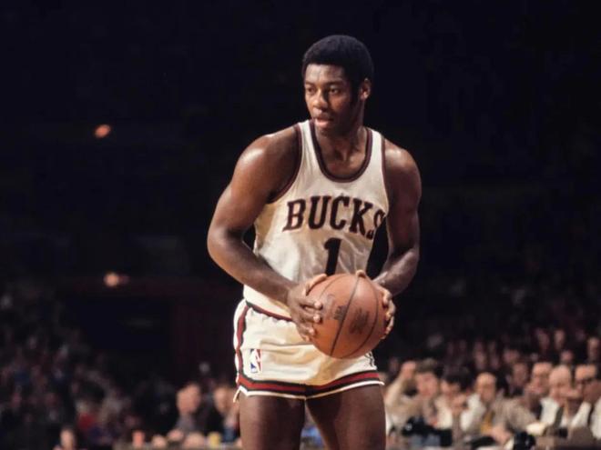 迫使对手提 迫使对手提